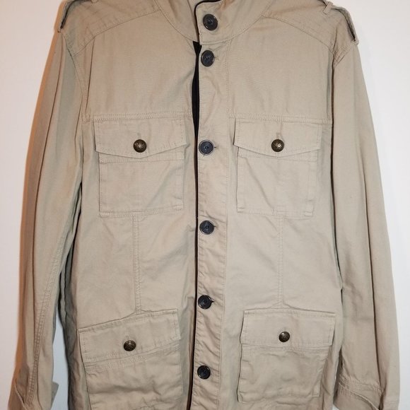 Light coat - Picture 2 of 5